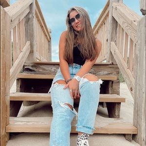 Meet your Posher, Mya